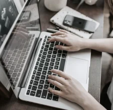 pexels-vlada-karpovich-4050312